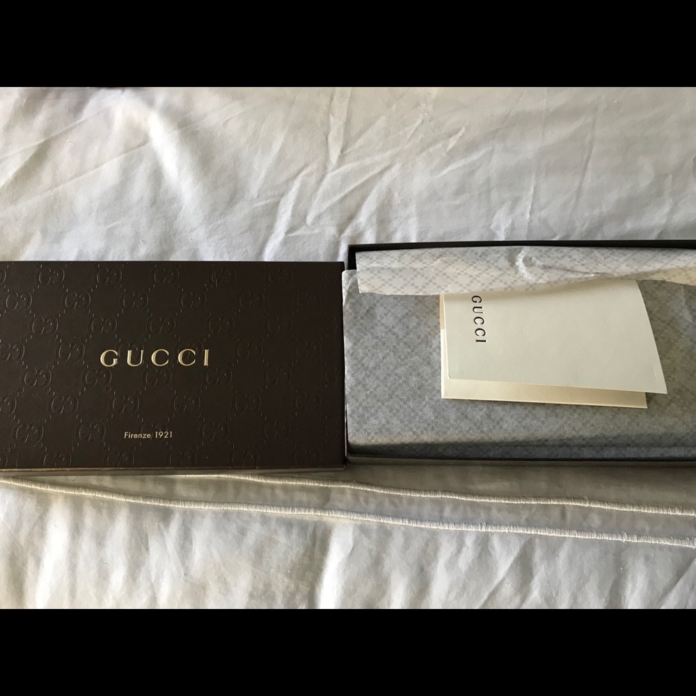 Gucci Betty chain wallet